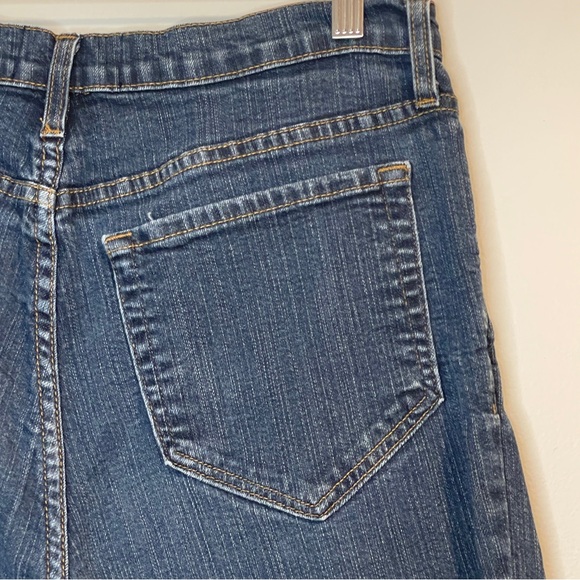 NYDJ Premium Denim Cropped Stretch Jeans Size 12 Blue Rivet Accents - Picture 5 of 7